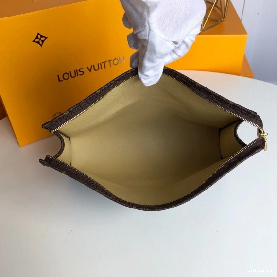 WIS TOILETRY Vuitton 26 Louis POUCH 0120